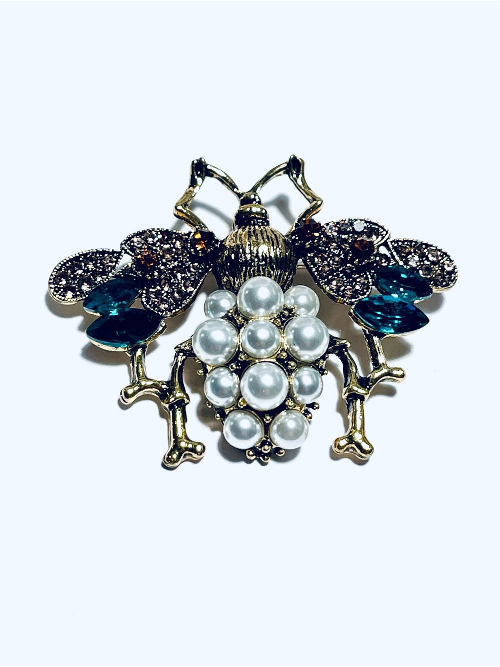 Gold-Tone Bee Brooch with Pearl Cluster and Teal Crystals, Vintage-style brooch